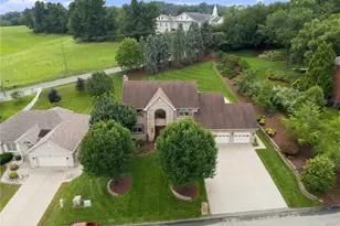 9551 Downing Pl, North Huntingdon, PA 15642 - Photo 4
