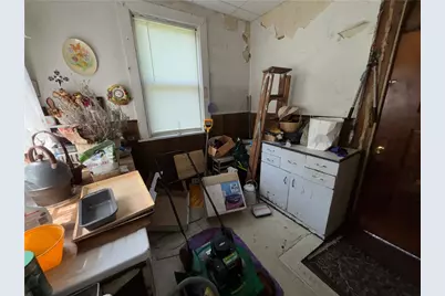 938 Greenfield Ave, Pittsburgh, PA 15217 - Photo 8