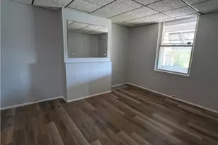 104 Fulton Pl, Pittsburgh, PA 15210 - Photo 4