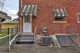 303 W Elizabeth St, Pittsburgh, PA 15207 - Photo 4