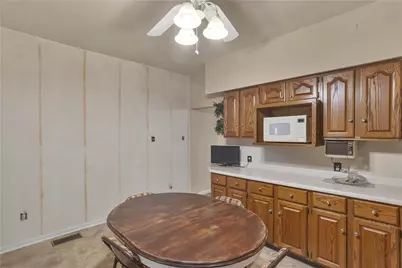 303 W Elizabeth St, Pittsburgh, PA 15207 - Photo 12