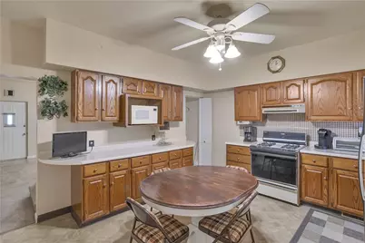303 W Elizabeth St, Pittsburgh, PA 15207 - Photo 10
