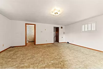 1705 Lincoln Way, White Oak, PA 15131 - Photo 14