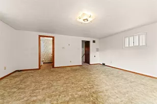 1705 Lincoln Way, White Oak, PA 15131 - Photo 14