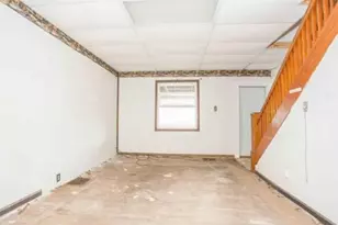214 Upper Clinton St, Canoe Banks Twp, PA 15772 - Photo 4