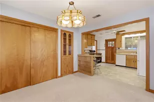 340 Columbia St, Westmont Hilltop School District, PA 15905 - Photo 14