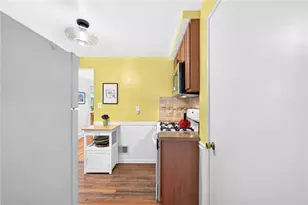 2378 Rosegarden Rd, Banksville/Westwood, PA 15220 - Photo 4