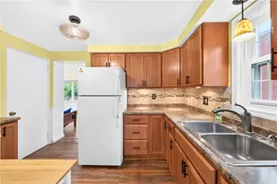 2378 Rosegarden Rd, Banksville/Westwood, PA 15220 - Photo 2