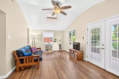 2378 Rose Garden Road, Banksville/Westwood, PA 15220 - Photo 6