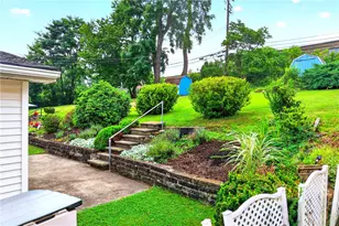 2378 Rosegarden Rd, Banksville/Westwood, PA 15220 - Photo 12