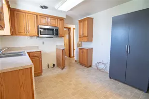 22 Levin Dr, Penn Twp, PA 15644 - Photo 10