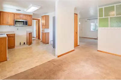 22 Levin Dr, Penn Twp, PA 15644 - Photo 12