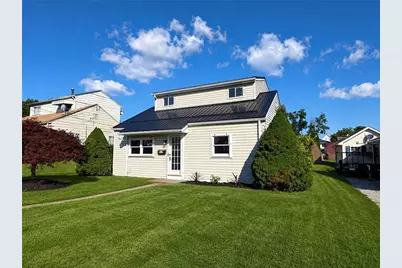 836 Meadow Ave, Monaca, PA 15061 - Photo 1