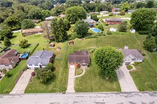 10547 Melrose Dr, North Huntingdon, PA 15642 - Photo 8