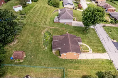 10547 Melrose Dr, North Huntingdon, PA 15642 - Photo 14
