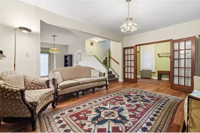 5847 Douglas St, Pittsburgh, PA 15217 - Photo 8