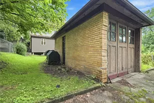 5847 Douglas St, Pittsburgh, PA 15217 - Photo 36