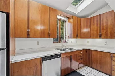 5847 Douglas St, Pittsburgh, PA 15217 - Photo 14