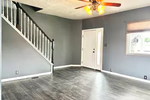 611 Green St, Southwest Greensburg Boro, PA 15601 - Photo 6