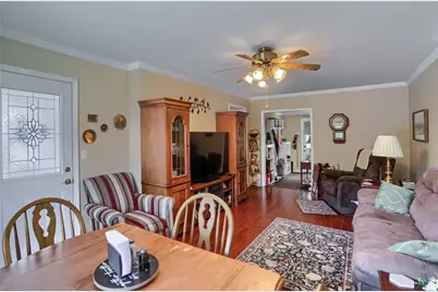 700 Smiley St, Ellwood City, PA 16117 - Photo 16