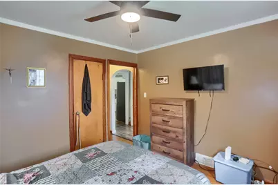700 Smiley St, Ellwood City, PA 16117 - Photo 32