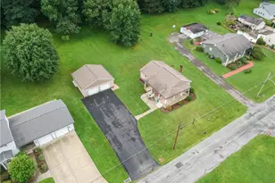 501 Palo Alto Dr, Perry Township, PA 16117 - Photo 6