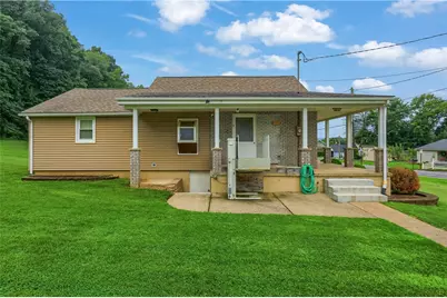 501 Palo Alto Dr, Perry Township, PA 16117 - Photo 1