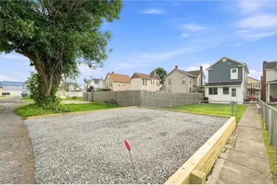 218 Loyalhanna Ave, Latrobe, PA 15650 - Photo 26
