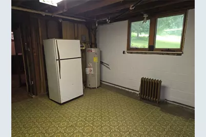 350 Leisie Rd, Forward Township, PA 16033 - Photo 12