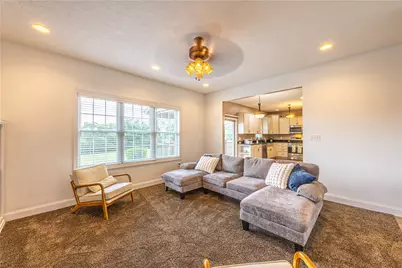 1104 Cross Creek Dr, South Union Township, PA 15401 - Photo 12