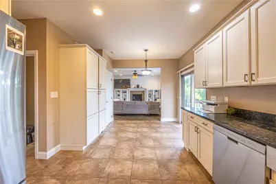 1104 Cross Creek Dr, South Union Township, PA 15401 - Photo 10