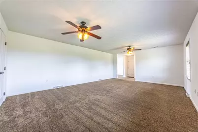 1104 Cross Creek Dr, South Union Township, PA 15401 - Photo 36