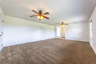 1104 Cross Creek Dr, South Union Township, PA 15401 - Photo 36