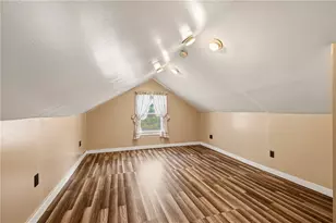 947 Center Ave, Pittsburgh, PA 15229 - Photo 16