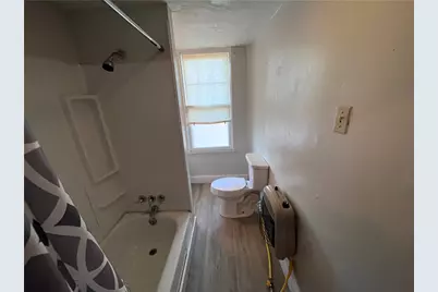 725 Clarissa St, Pittsburgh, PA 15219 - Photo 16