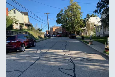 725 Clarissa St, Pittsburgh, PA 15219 - Photo 2