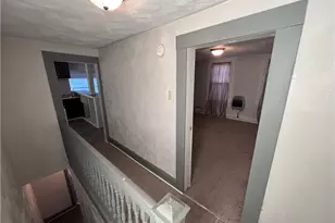 725 Clarissa St, Pittsburgh, PA 15219 - Photo 10