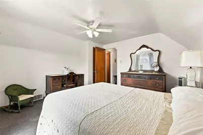 2328 Greensburg Pike, Pittsburgh, PA 15221 - Photo 18