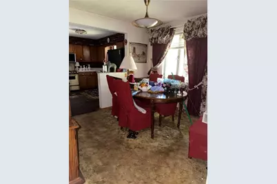 13 Sunset Ln, Liberty Boro, PA 15133 - Photo 16
