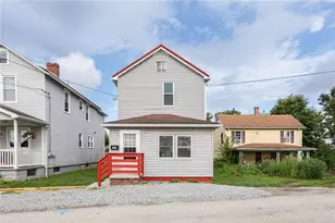 127 Braddock Rd, East Huntington, PA 15666 - Photo 4