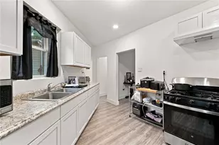 1231 Grotto St, Lincoln Larimer, PA 15206 - Photo 12