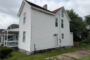 61 Cleveland Ave, Uniontown, PA 15401 - Photo 1