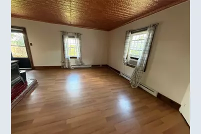 190 Pikes Peak Road, South Franklin, PA 15329 - Photo 12