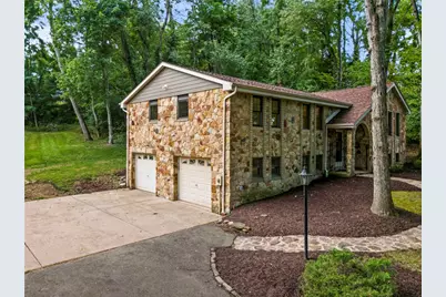 204 Fineview Dr, Peters Township, PA 15317 - Photo 6