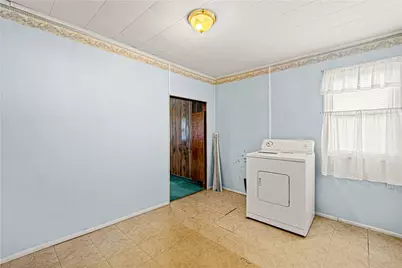 127 Poplar Street, Ellsworth Boro, PA 15331 - Photo 8