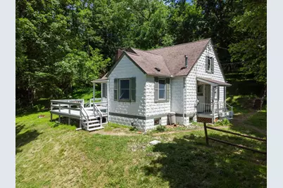 383 Lakeview Dr., South Strabane, PA 15301 - Photo 2