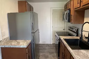 7442 Irvine St, Pittsburgh, PA 15218 - Photo 4