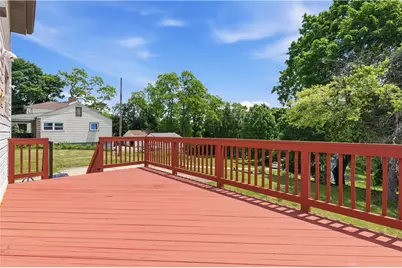 160 Renfer St, Ross Twp, PA 15237 - Photo 16