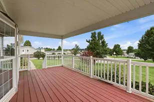 154 Angel Ln, Somerset Township, PA 15501 - Photo 4