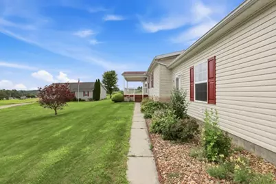 154 Angel Ln, Somerset Township, PA 15501 - Photo 2